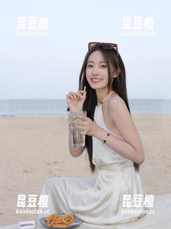 166黑料在线不停，今天的瓜不只是一口哦！