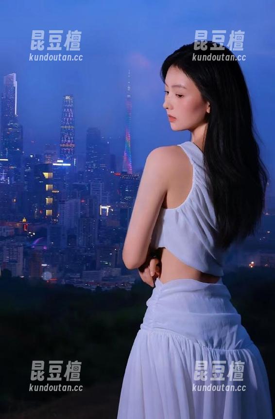 在17c网址，黑料是今天的特供，快来围观！