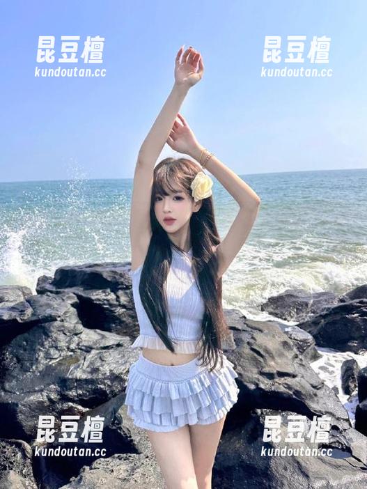 17c吃瓜 随意点开17c吃瓜,发现了一条匪夷所思的线路,脑袋还跟着转了几圈。