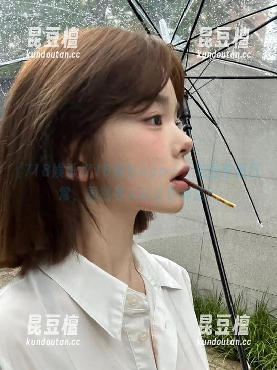 718娱乐app——这些奇葩日常，居然有人认认真真过！