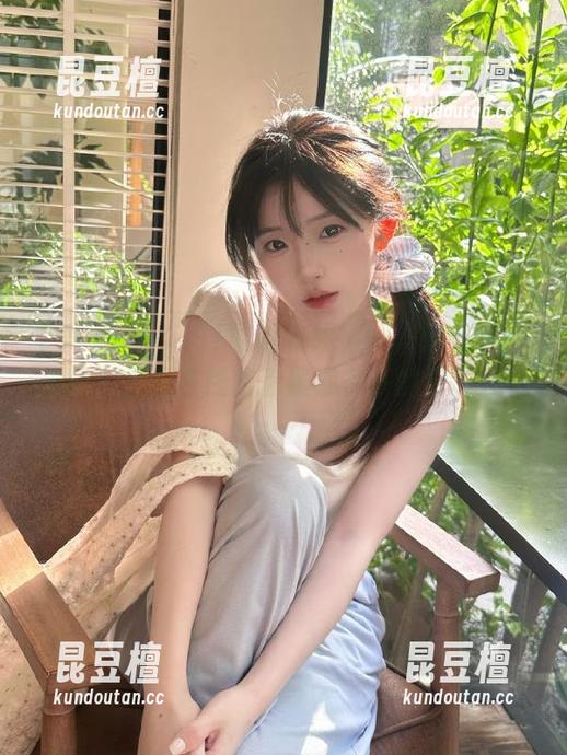 91吃瓜 “91吃瓜在线”——没什么特别的,只想在线陪你疑惑多多的看下去……