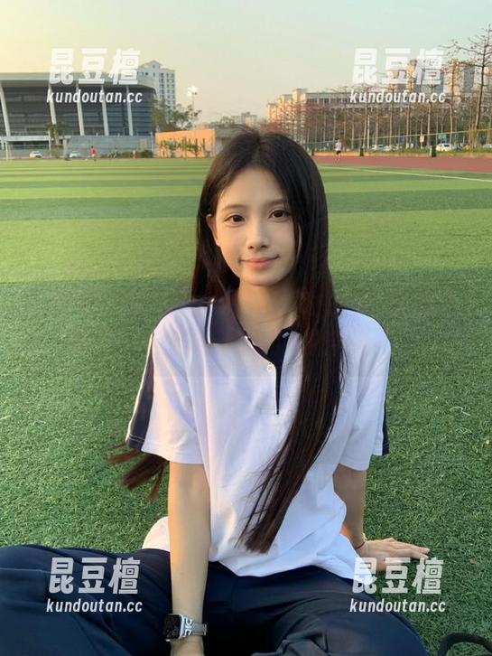 91吃瓜中心 被“91吃瓜中心”的链接吸引,这波八卦看的人欲罢不能。