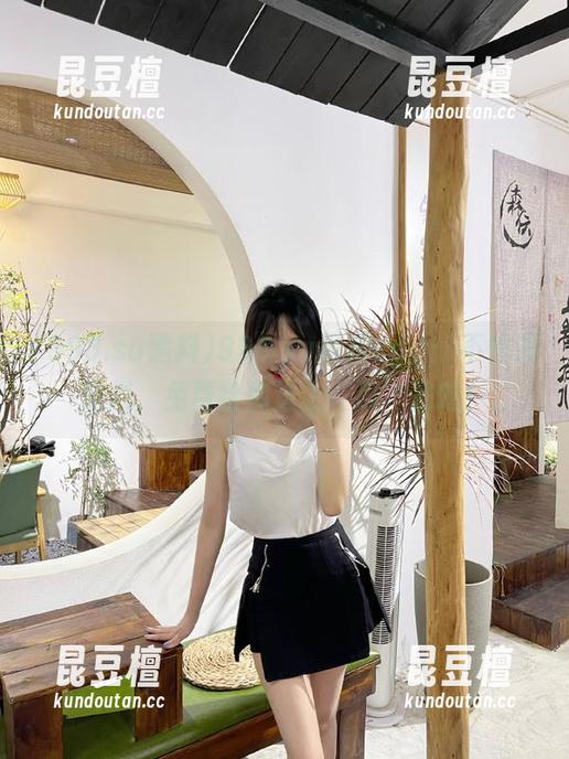 998.su黑料 998.su黑料cgg:不怕没黑料,免费给你送上‘瓜’去吃!