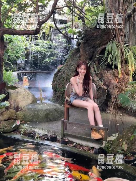 今天的hlw地址让我意外发现，无意中拐进了一条奇路。