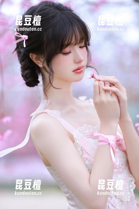 上传了一堆黄暴的瓜，苹果版hlw居然让我成了‘瓜界达人’！