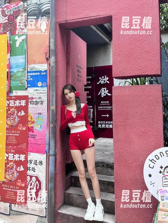 www.zztt 最新热议,www.zztt333又一次燃爆热搜,看的人心潮澎湃!