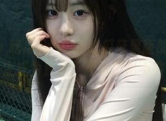 www.吃瓜苹果版助你在聚会上成为焦点，趣事层出不穷！