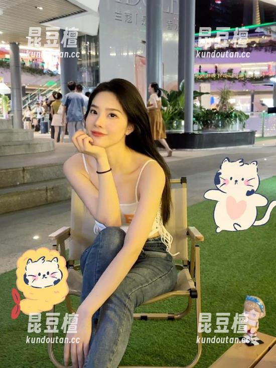 zztt87 收藏“static zztt87”的每一篇文章,像是在书架上摆着一本悬疑小说。