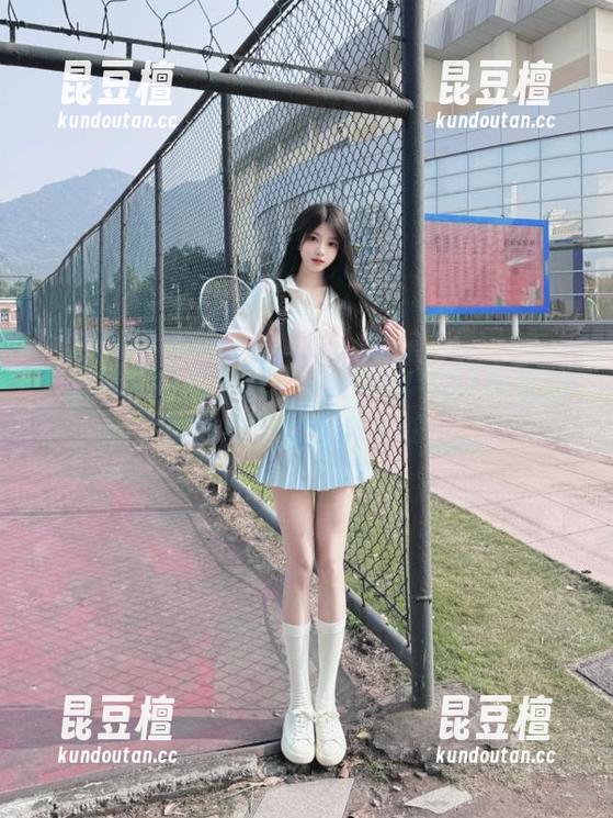 越刷新static zztt87网页越觉得心里七上八下的…