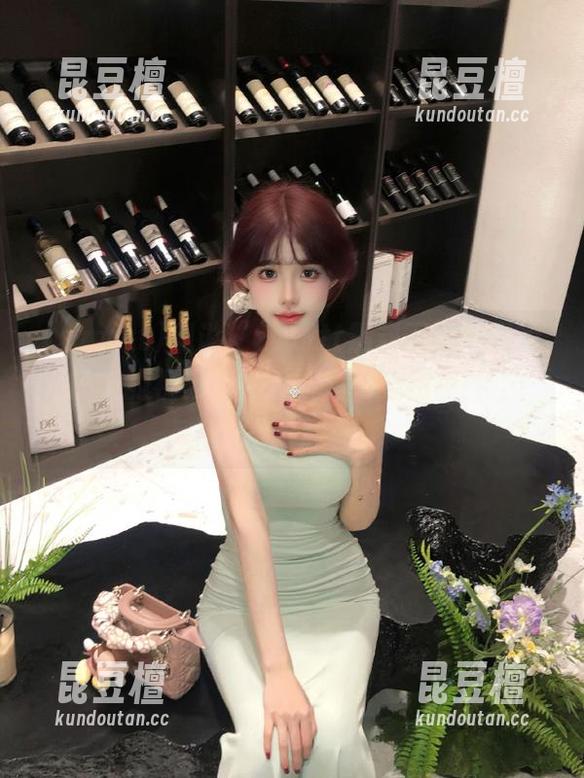 zzzttt 别说“zzzttt黑料不打烊万篇长征”的视频不能看,看完我眼睛都不好了…