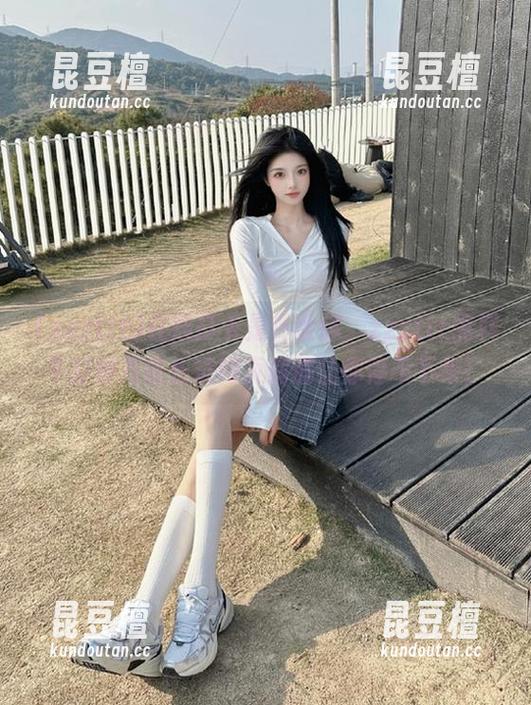 zzzttt 在线打卡是件奢侈,zzzttt黑料不打烊万篇长征网页偏偏让你停不下来!