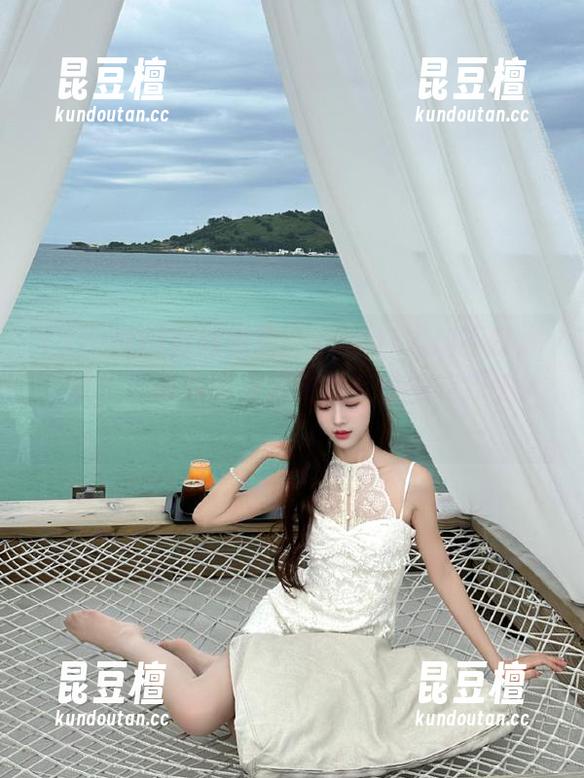 zzzttt 在线围观:zzzttt黑料不打烊万篇长征教你如何成为朋友圈的吃瓜达人!