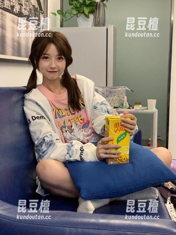 黑料如潮涌至，五一吃瓜的我永不迷路，直呼“太过瘾了！”