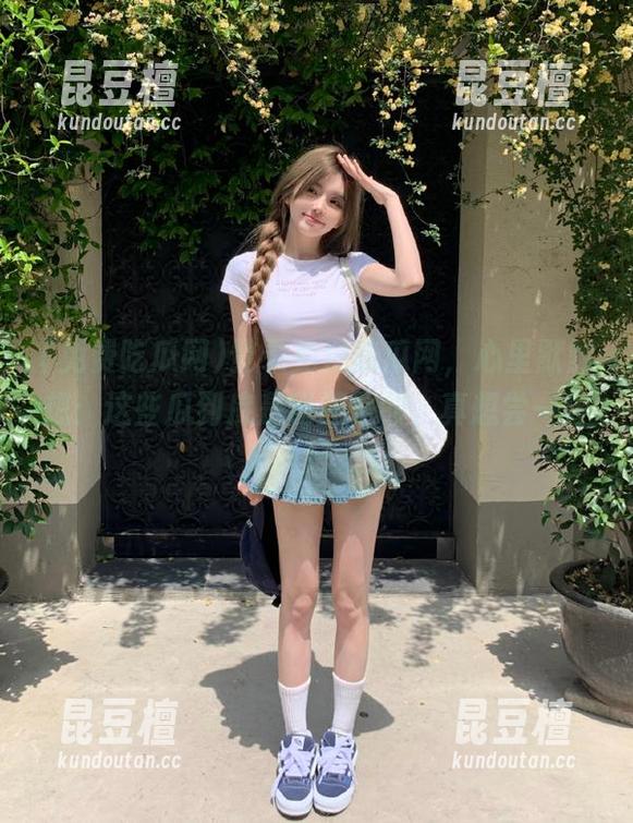 免费吃瓜网 登录免费吃瓜网,心里默默想:这些瓜到底是甜还是酸,真想尝一尝!