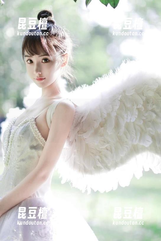一天不穿女装，嘴巴直掉，冲哥精选教你点开‘入口’变身fashionqueen！