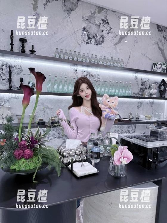 冲哥黑料不打烊，点击导航，1080P吃瓜新姿势！