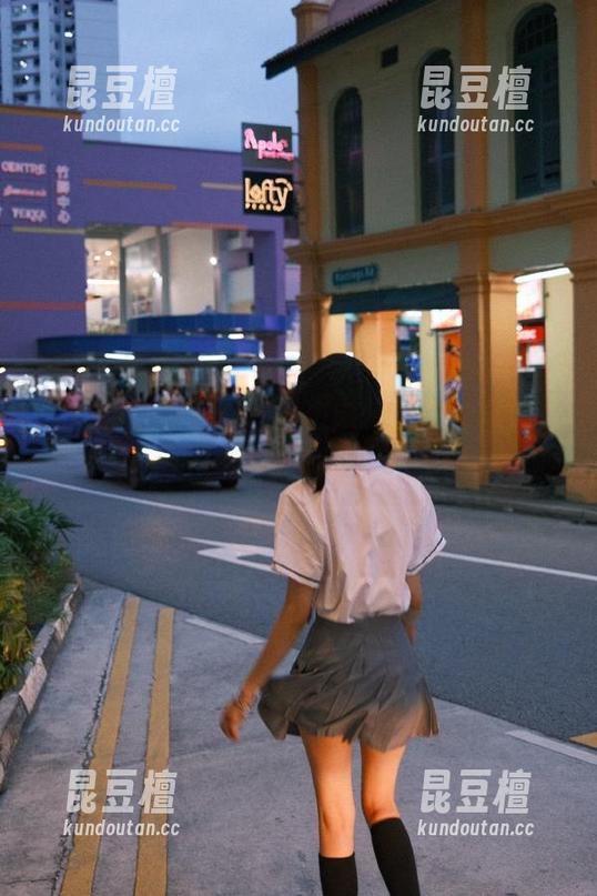 吃瓜网 苹果版的吃瓜网,感觉就像在高档餐厅吃快餐?!