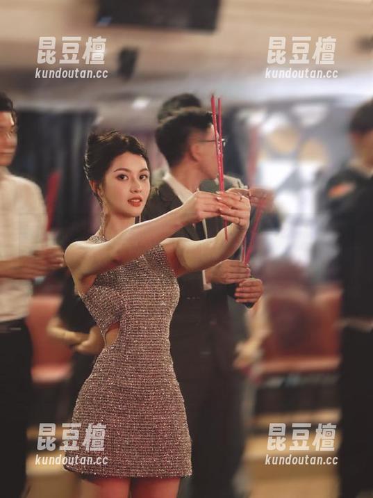 吃瓜网 娱乐圈风云变幻,第一吃瓜网最新更新让人忍不住想买爆米花!