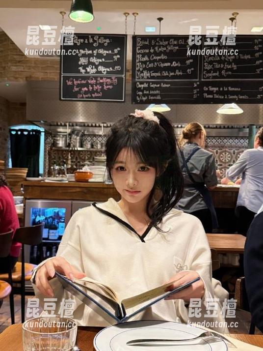 分享一下国产黑料的奇谈怪论，边吃瓜边打哈哈！