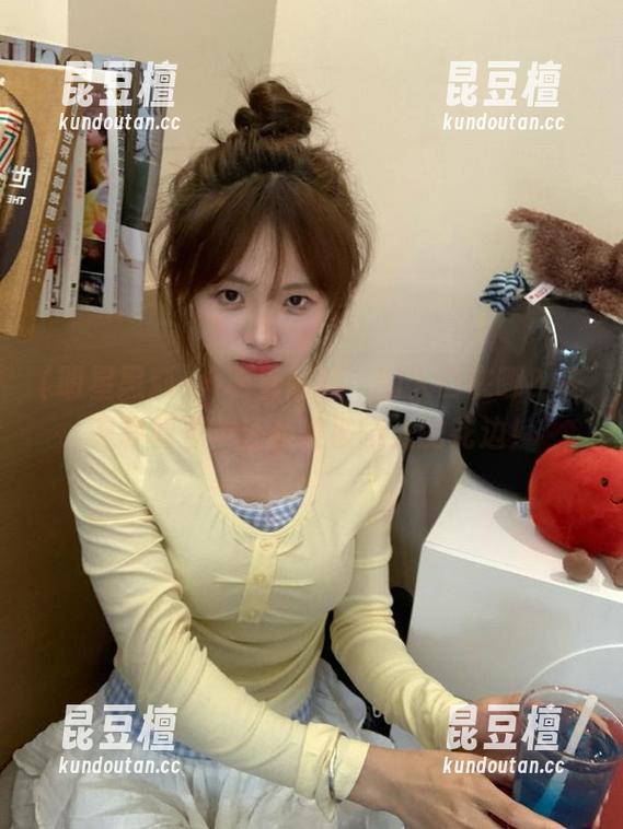 “明星黑料”的入口在哪？先安静看看，还有没被曝光的花边！
