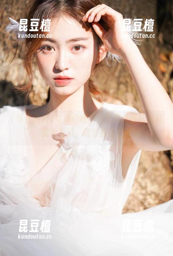 如果你还不来收藏“每日黑料”，就太亏了，错过都要自责哦。