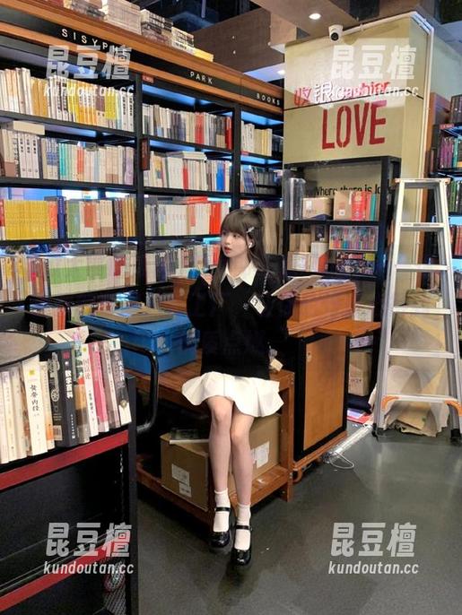瓜太郎吃瓜网 瓜太郎吃瓜网app——你免费的专属八卦工厂,让你的好奇心得到优质点燃。