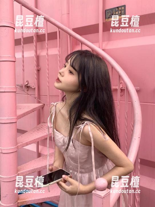 换地址的黑料不打烊app，还能陪你坐月子吗？愉快吃瓜