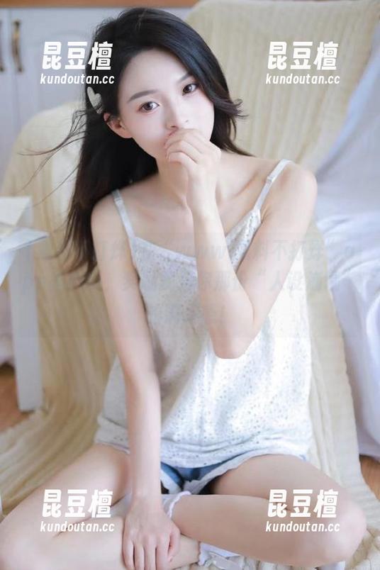 在“www.黑料不打烊”app里翻瓜，奖励就是你那份“人设崩塌”的满足感！