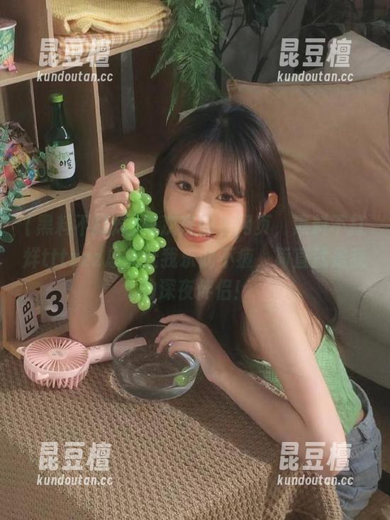 黑料不打烊 每次夜晚看网页,黑料不打烊tttzzz总能让我乐此不疲,简直就是我的深夜伴侣!