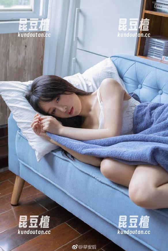 黑料吃瓜app：在线全景展现小道消息，小心嗨到失控！