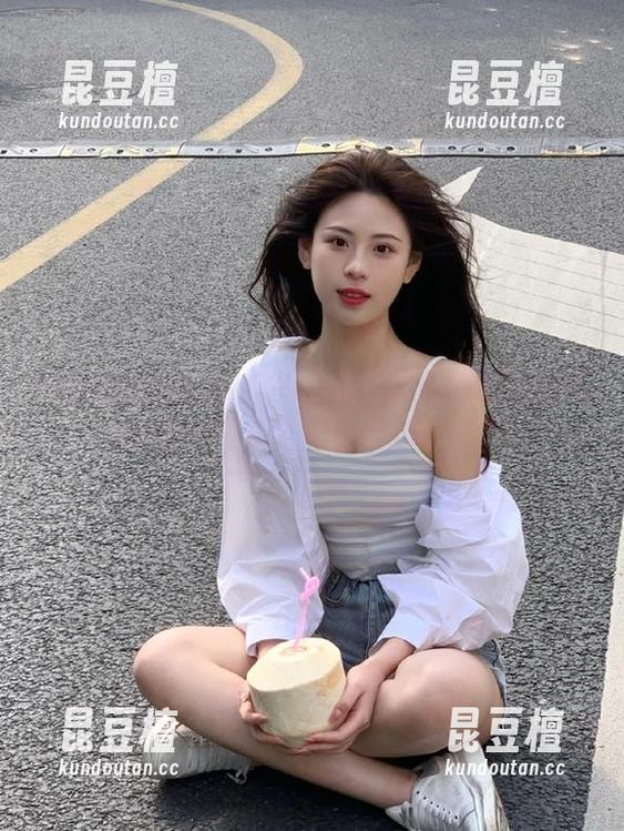 你问黑料在线吃瓜的地址？当然是在八卦时常聚集的地方呀！