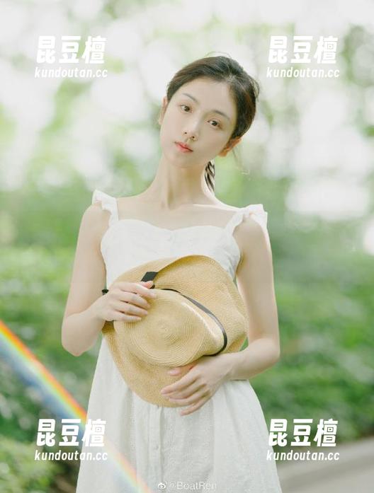脑洞大开，观看黑料榜纵横八卦圈儿的另一面