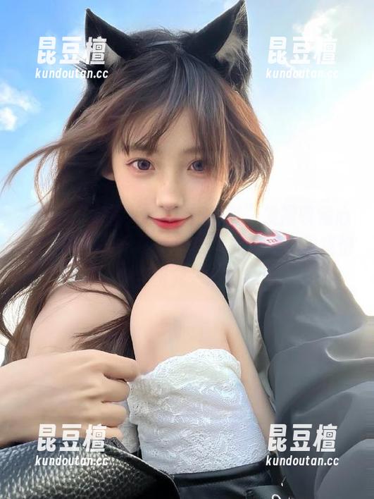 “黑料正能量”发掘收藏心机，那段“index.php”的隐藏代码我怕是要研究一辈子。