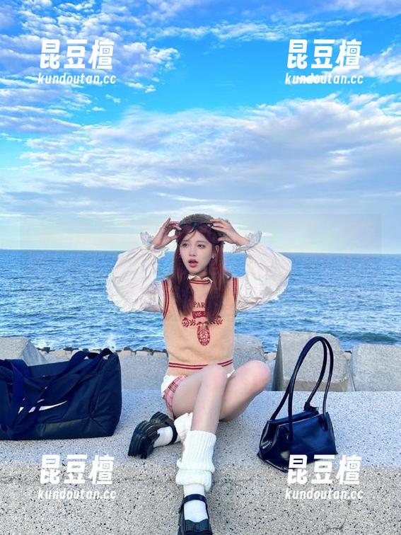 想知道哪些明星过得像狗？传送门打开，万里长征篇黑料永久不打烊等你来揭晓！