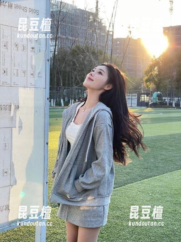 黑料网 黑料网app:一个让你永不迷路的“八卦无敌”大脑洞!