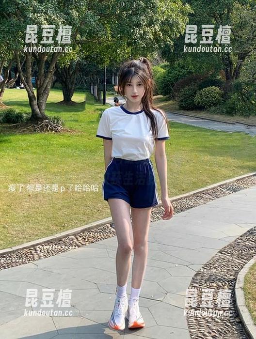 黑瓜吃料最新：有没有发现，吃瓜时也能收获生活的惊喜呢？